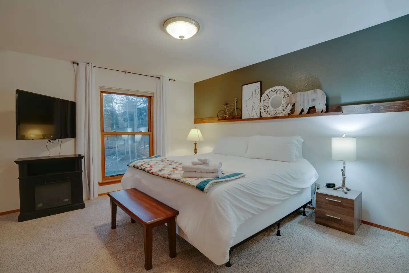 Guest bedroom
